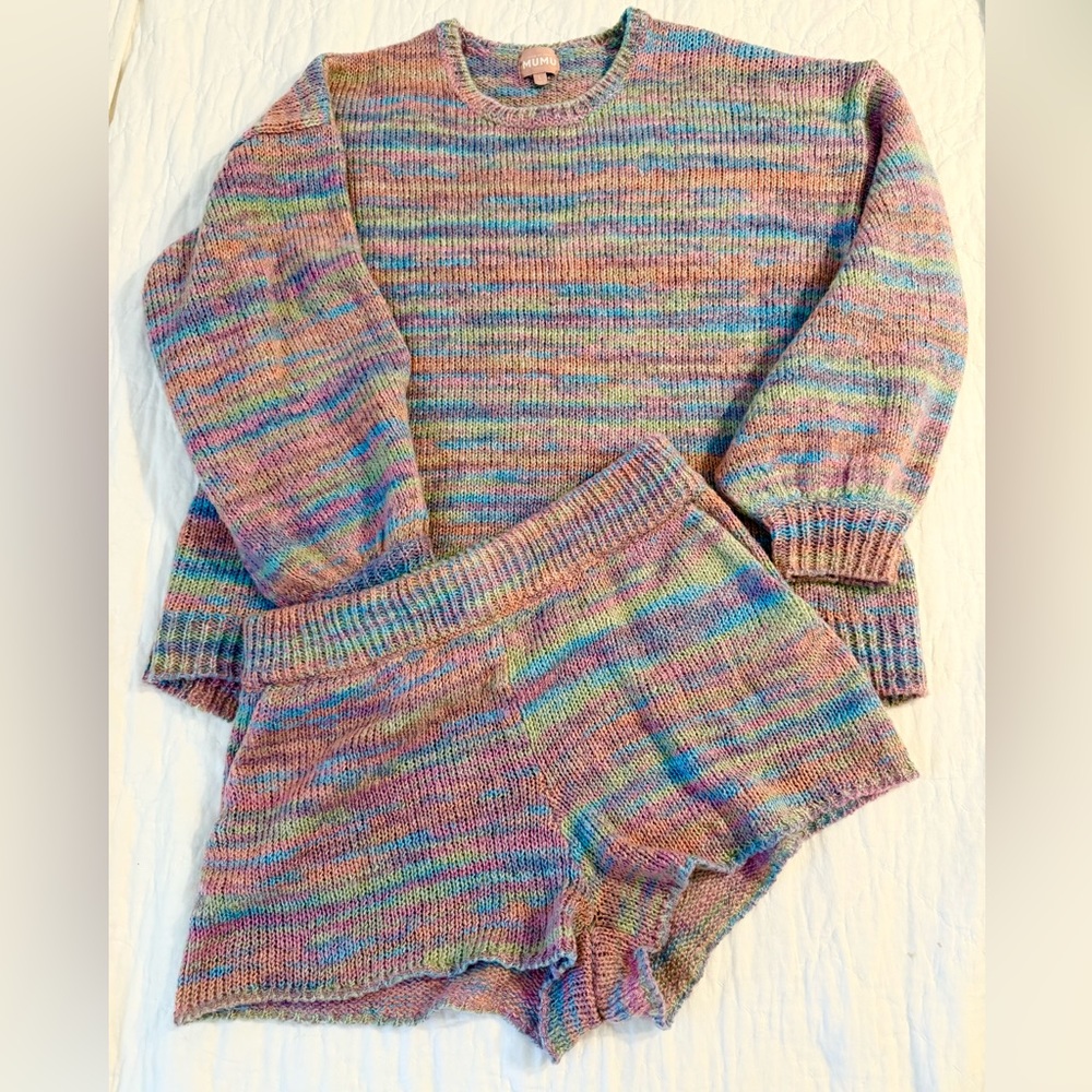 Show Me Your MUMU Pismo Sweater and shorts set GUC Sz L